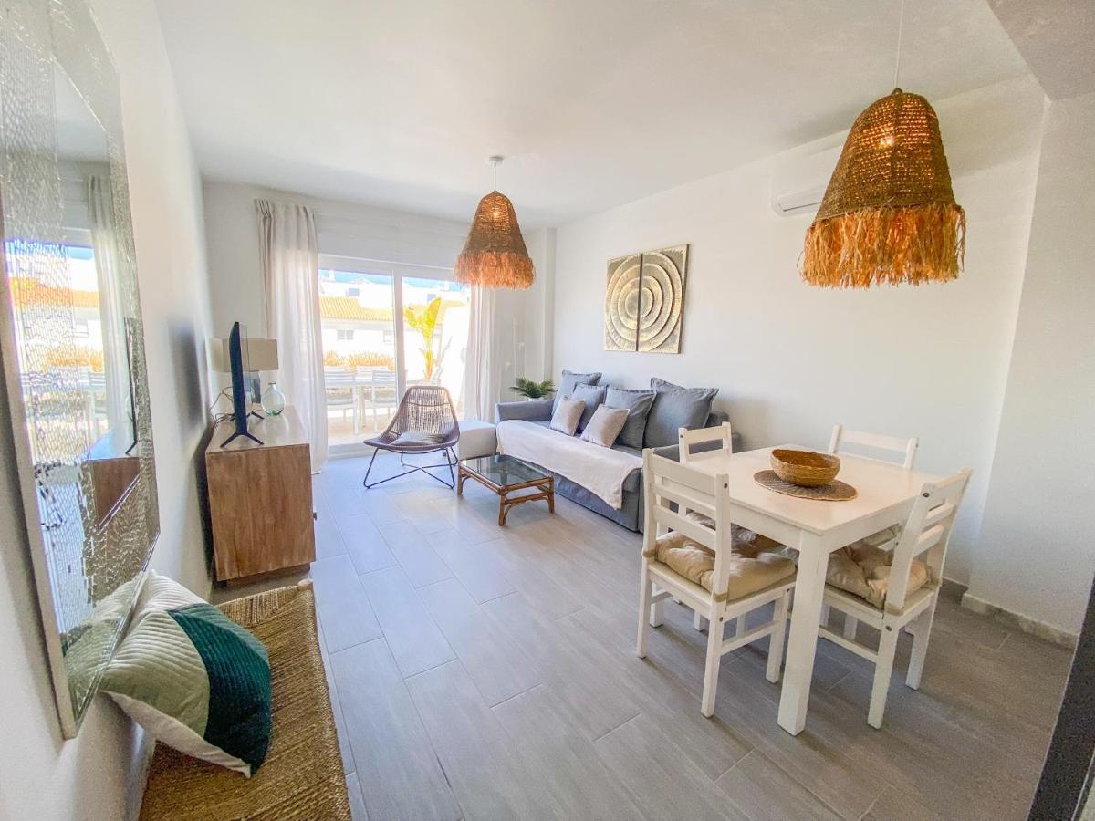 Апартаменты Tarifa Cozy House - Pool - Parking - Family Экстерьер фото
