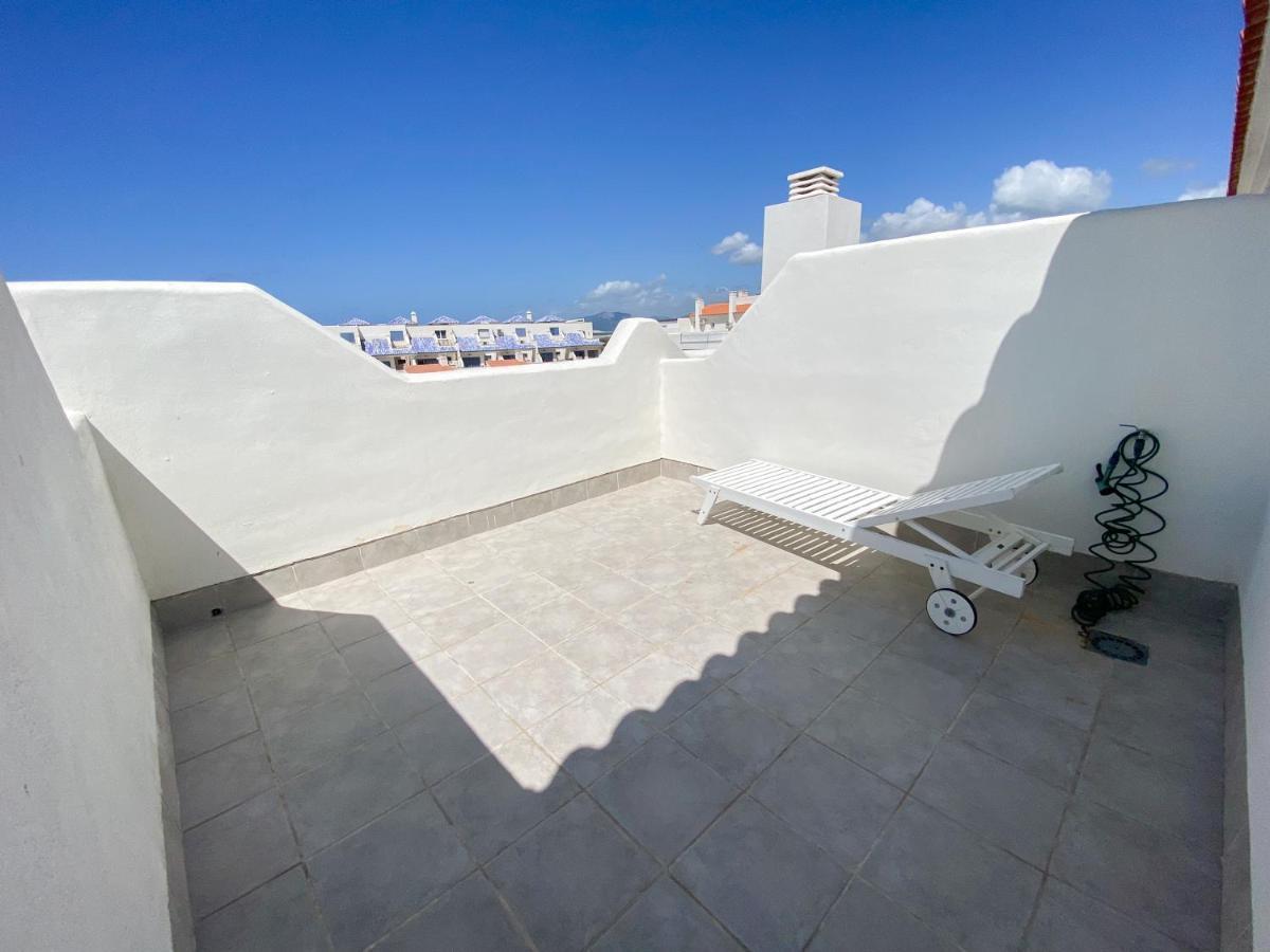 Апартаменты Tarifa Cozy House - Pool - Parking - Family Экстерьер фото